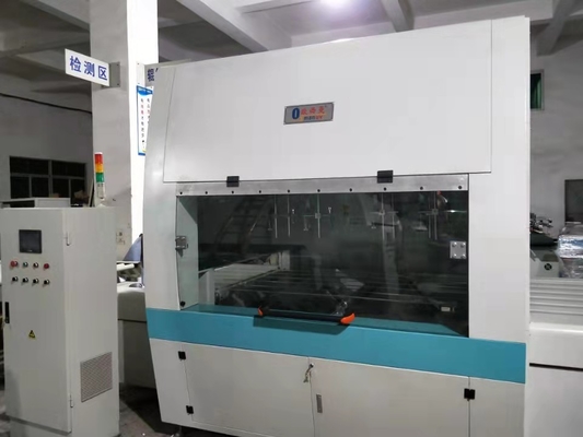 Lớp phủ chính xác được thực hiện dễ dàng với khẩu súng tự động của Mỹ trên máy phủ phun