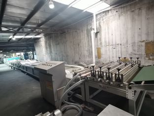 Máy sơn UV tự động cao với công nghệ sơn đáng tin cậy cao