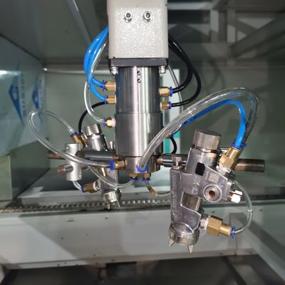 Hệ thống sơn xịt tự động cho bột đúc.