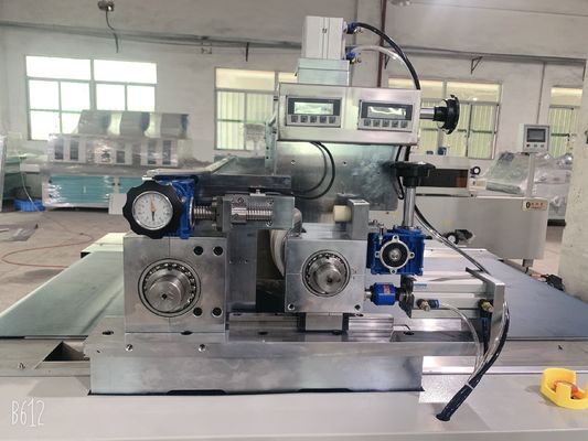 Máy sơn rạch chuyên nghiệp Đơn nhất Trọng lượng sơn có thể điều chỉnh Chất thải tối thiểu
