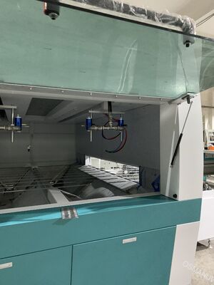 Đường phủ phun tự động tốc độ cao cho các tấm đồ nội thất 5-20 m / min Sản xuất với cấu hình súng tùy chỉnh cho MDF & sợi đáy