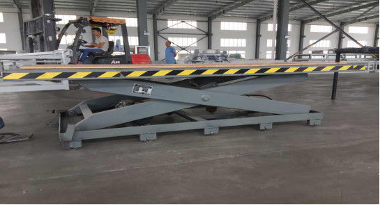 Chiều cao thang máy 2.2KW Loại bàn thang máy thủy lực nhỏ 1800mm