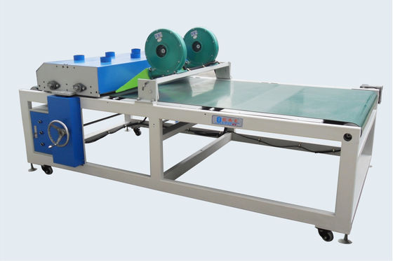 Bộ đệm Uv con lăn tại chỗ cho máy in kỹ thuật số / loại bỏ bụi 5m / phút L650mm