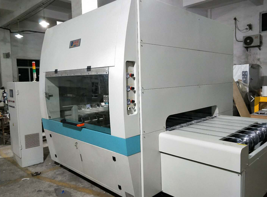 Hệ thống sơn phun điều khiển PLC / HMI với tốc độ sơn 0-3m / phút
