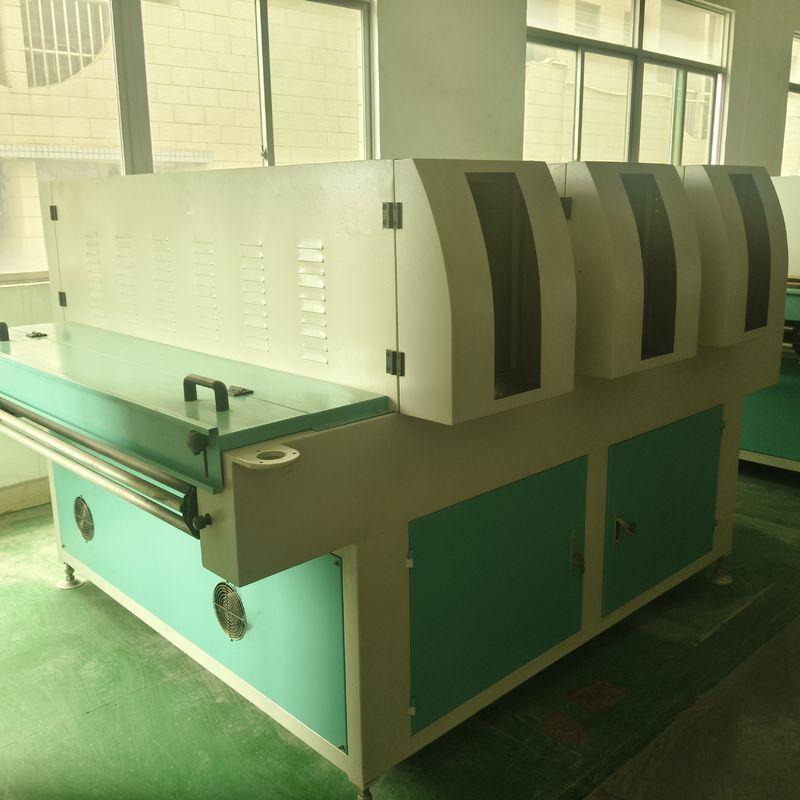 Tiết kiệm năng lượng Ba đèn Máy chữa UV 5-20m mỗi phút Máy dẫn UV tấm kim loại