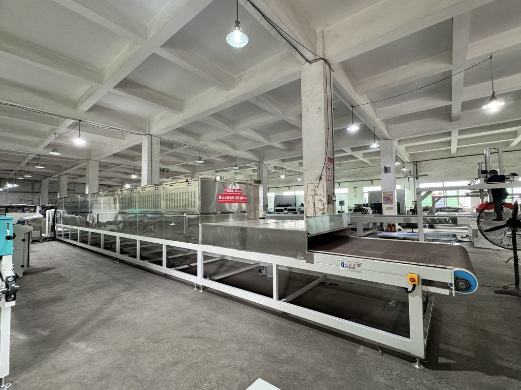 Sản xuất bền vững Thiết kế ý thức môi trường Máy sấy vi sóng 14 giai đoạn cho thực phẩm biển bột