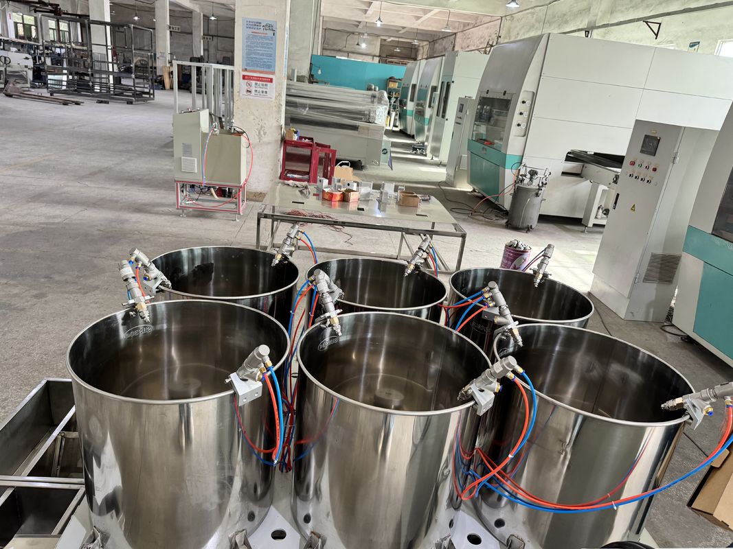 Hệ thống sơn xoay tốc độ cao cho đồ dùng trên bàn.