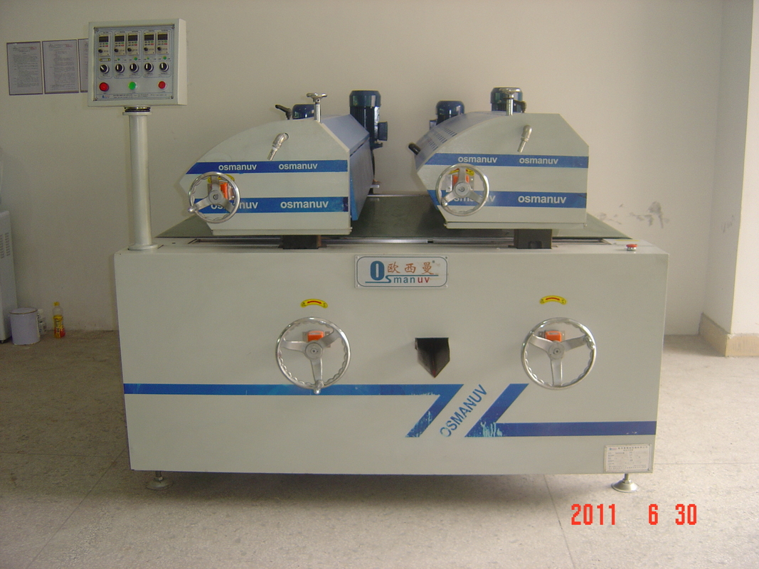 220V / 50Hz nguồn điện và 1000mm Max phủ bề rộng Máy phủ cuộn cho sơn