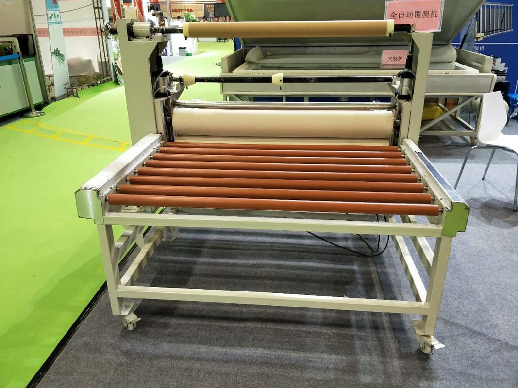 Tăng hiệu quả với máy sơn phim 3000KG Capacity 0-30m/min Laminating Speed
